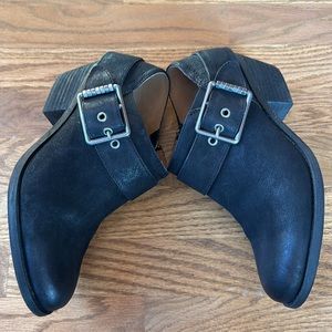 Like New! Sofft Western Booties